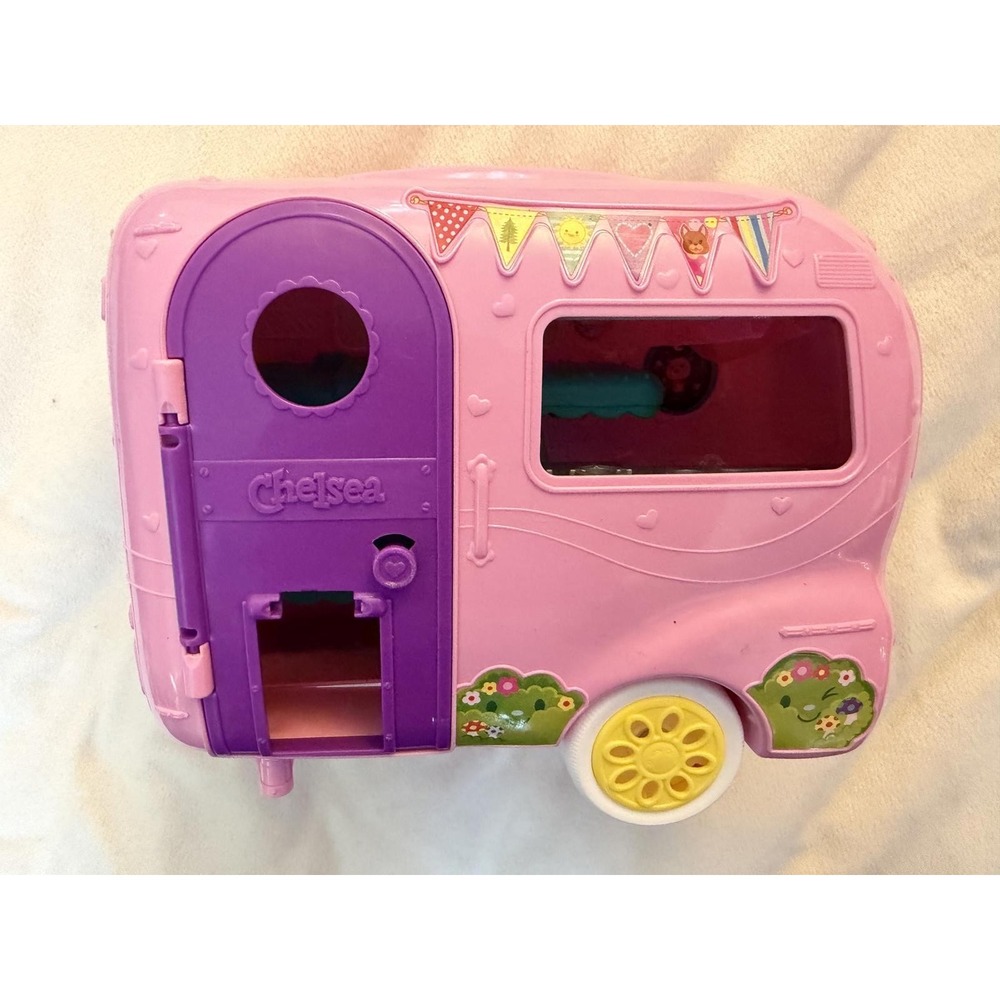 Mattel Barbie Club Chelsea Camper Playset Pink Purple RV Vehicle FXG90 2018